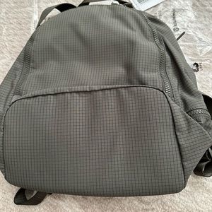 Lululemon City adventurer backpack mini